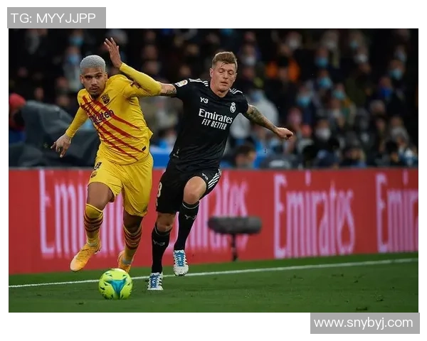 西甲精彩对决皇马3-0战胜波尔图球星帽子戏法点燃全场激情